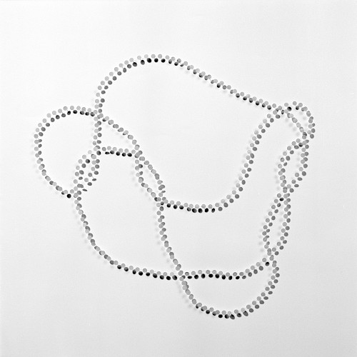 <i>Invariant Variation #29</i>, 2013<br />
<em>Analoger SW-Print</em><br />
10 x 10 cm