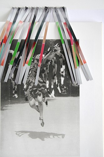 <i>reformulation #3</i>, 2011<br />
<em>C-Print</em><br />
40,75 x 30 cm