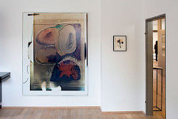 <i>Wo ist die Realität? Wo haben Sie die?</i><br />
Salon Elektrohalle Rhomberg, Salzburg 2022<br />
©Katrin Froschauer