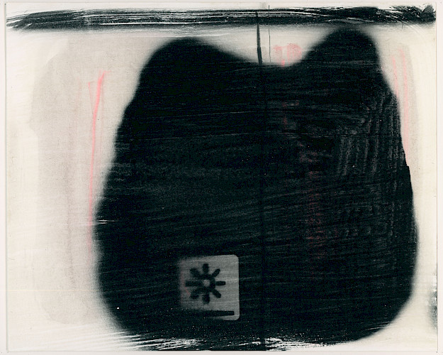 <i>Stain #1</i>, 2023<br />
<em>Direktbelichtung vom Laptop-Bildschirm auf selbstbeschichtetem Bergger Papier, Zeichnung, Aquarell, Marker</em><br />
20 x 25 cm