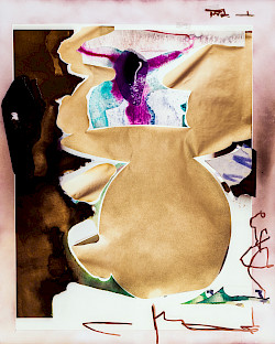 <i>Fantom</i>, 2023<br />
<em>Analoger C-Print vom Dia</em><br />
140 x 112 cm