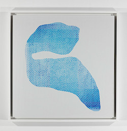 <i>Polkadots #1</i>, 2018/24
<em>Analoger C-Print, Handabzug</em>
54,5 x 54,5 x 4 cm