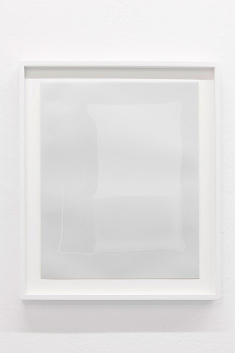 <i>Soft Vanishing Points # C</i>, 2025<br />
<em>Fotogramm (Farbumkehrprozess)</em><br />
30 x 24 cm | Unikat