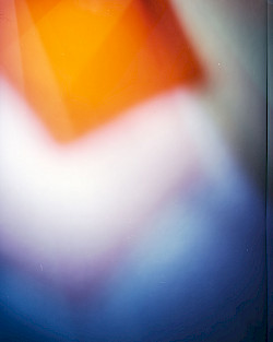 <i>Lee # 3</i>, 2024<br />
<em>Analoger C-Print</em><br />
140 x 112 cm | Unikat